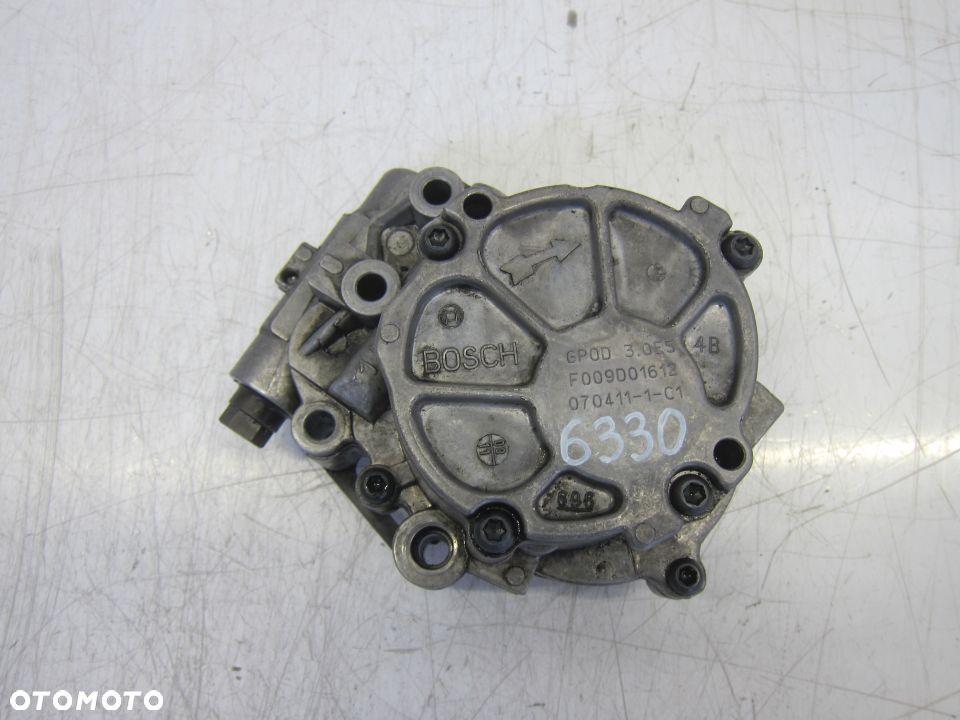 mitsubishi CANTER FUSO 7C15 3.0 DID EURO5 pompa vacum F009D01612 - 1