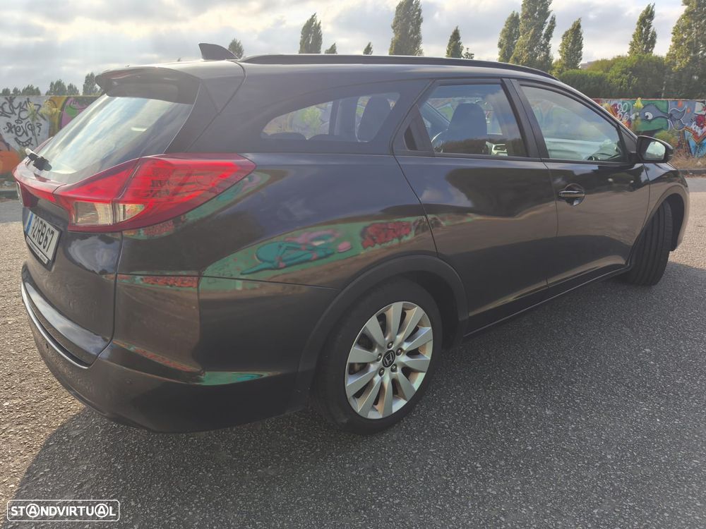 Honda Civic Tourer 1.6 i-DTEC Executive Navi - 20