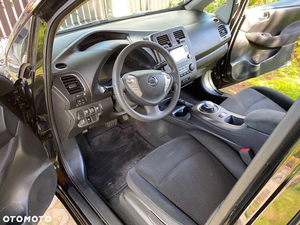 Nissan Leaf - 8