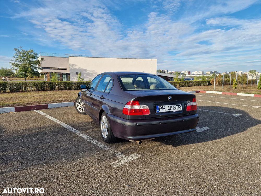 BMW Seria 3 318i - 18