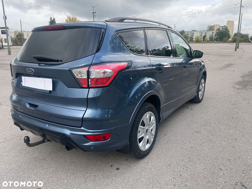 Ford Kuga 2.0 TDCi 2x4 ST-Line - 10