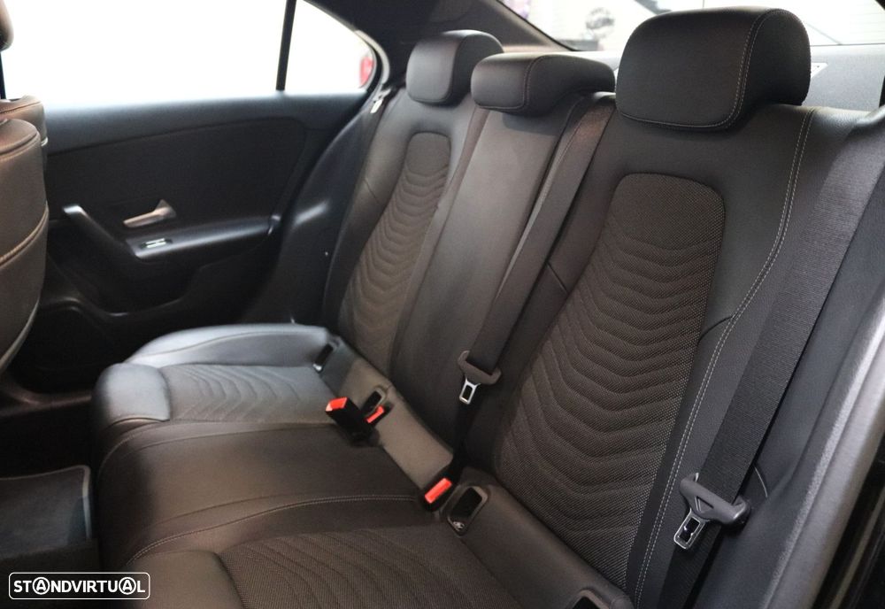 Mercedes-Benz A 180 Limousine d Style Aut. - 39