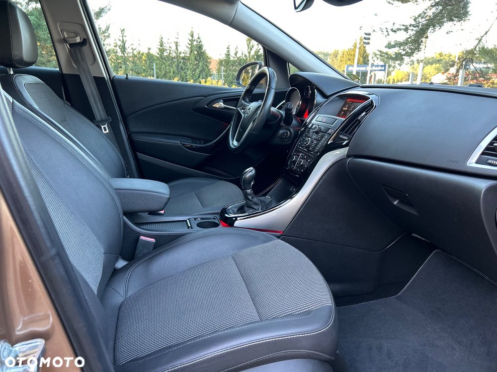 Opel Astra - 23