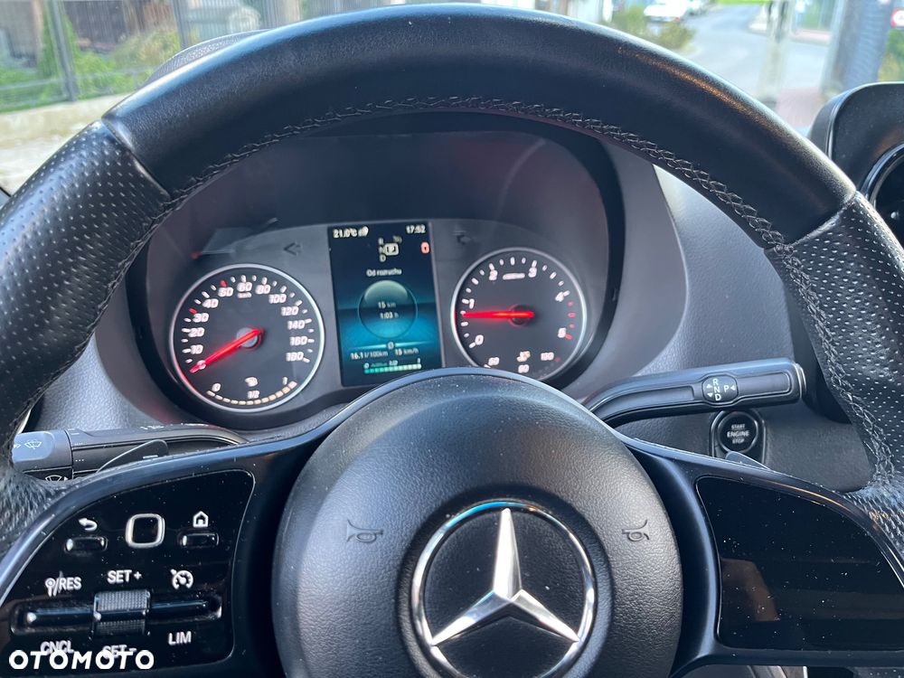 Mercedes-Benz Sprinter 319 CDI V6 - 9