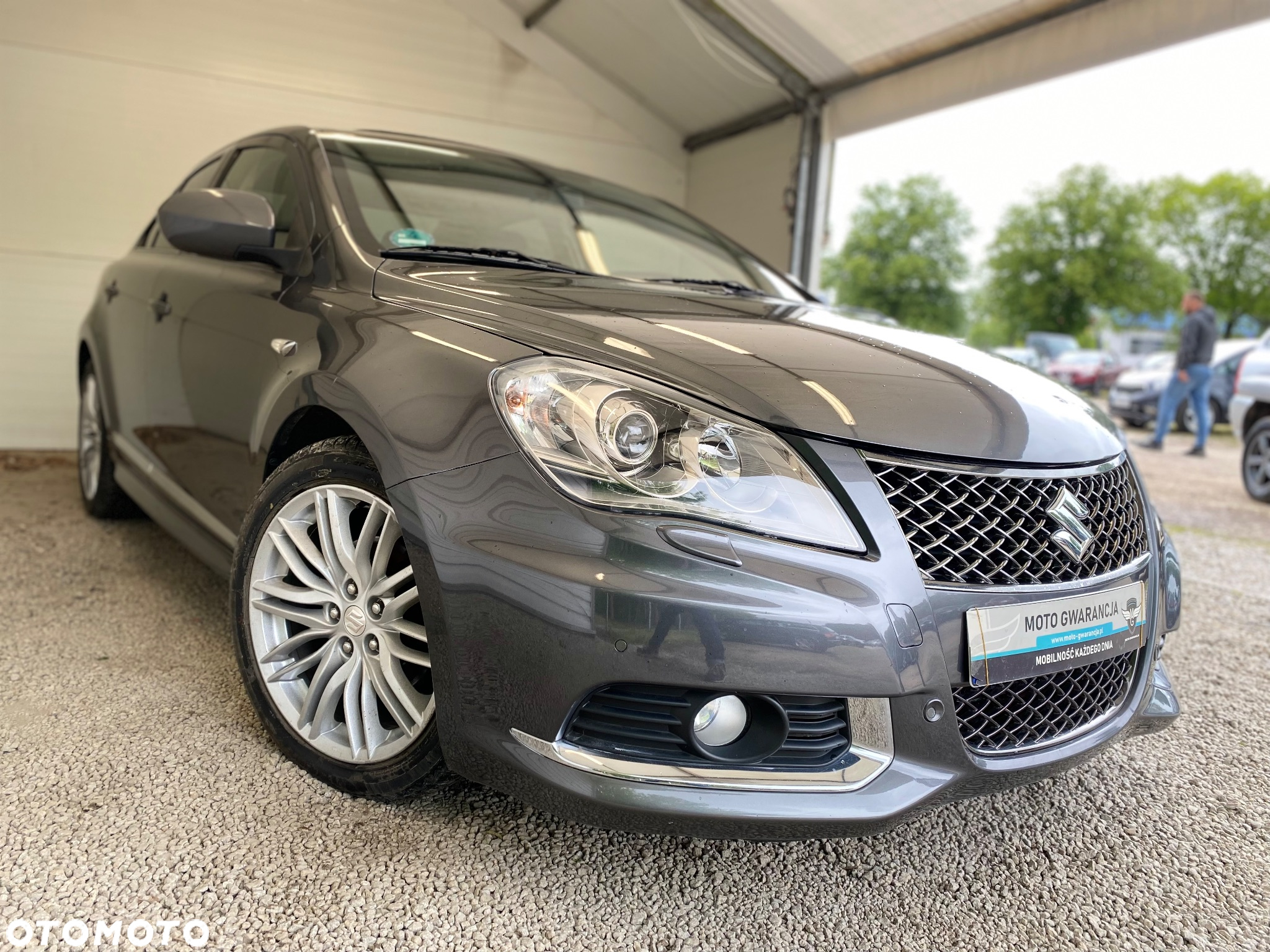 Suzuki Kizashi 2.4 Sport 4WD CVT - 31