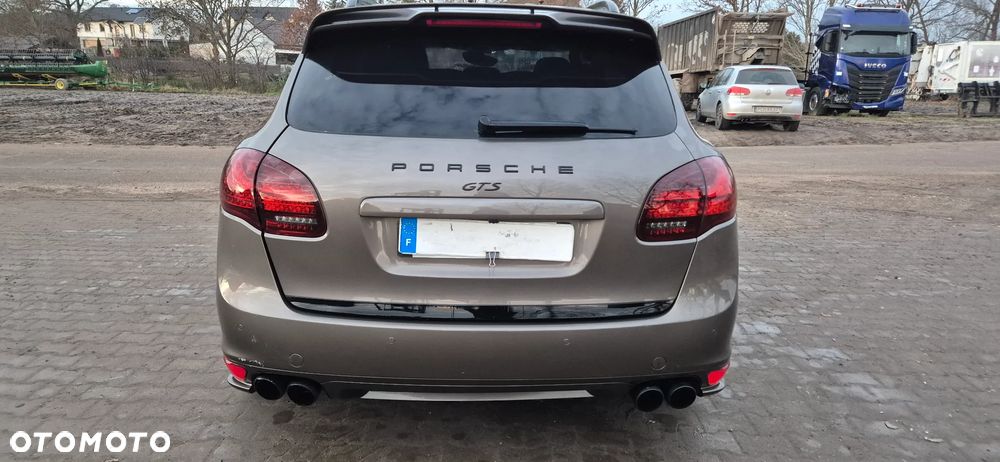 Porsche Cayenne GTS - 11