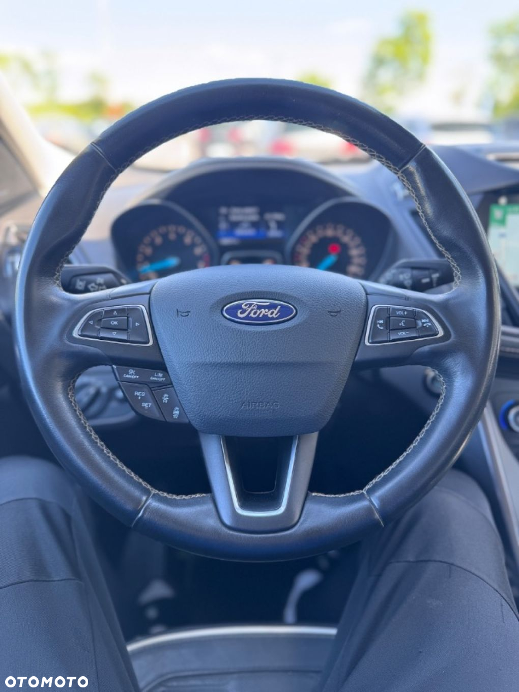 Ford Kuga - 16