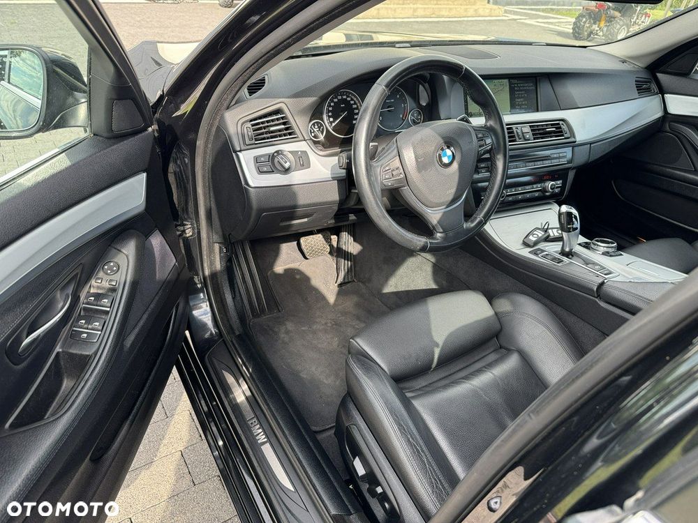 BMW Seria 5 520d - 15