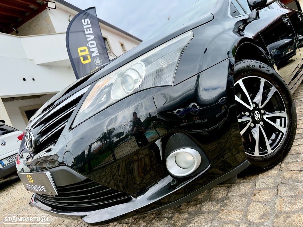 Toyota Avensis SW 2.0 D-4D Exclusive +Navi - 1