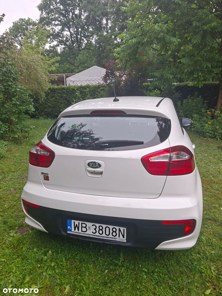 Kia Rio 1.2 M - 4