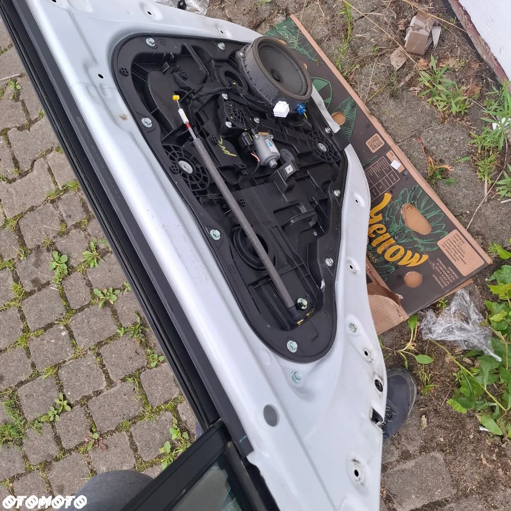 DRZWI LEWY TYŁ LEWY PRZÓD LEWA STRONA LEWE TYLNE KIA SPORTAGE IV 4 15-21r LAKIER HW BIAŁA PERŁA - 4