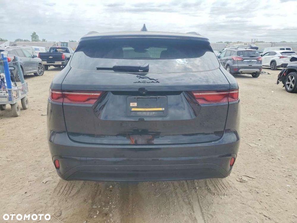 Jaguar F-Pace - 3