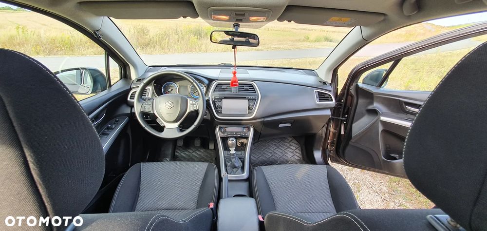 Suzuki SX4 S-Cross 1.6 DDiS 4x2 Comfort - 18