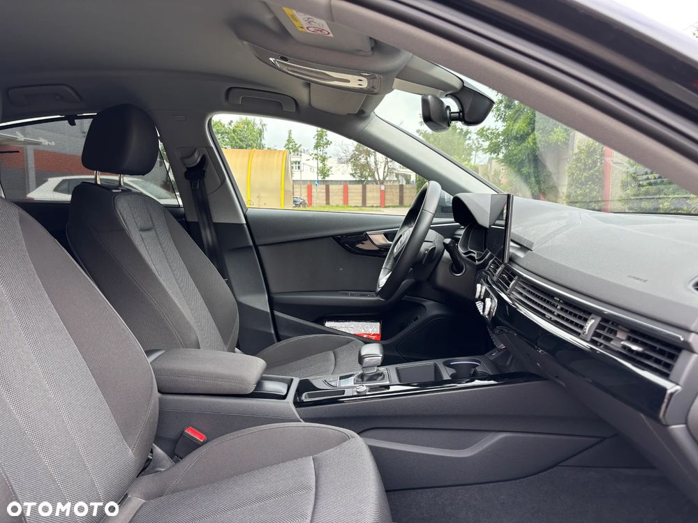 Audi A4 Limousine 40 TFSI mHEV Advanced S tronic - 22