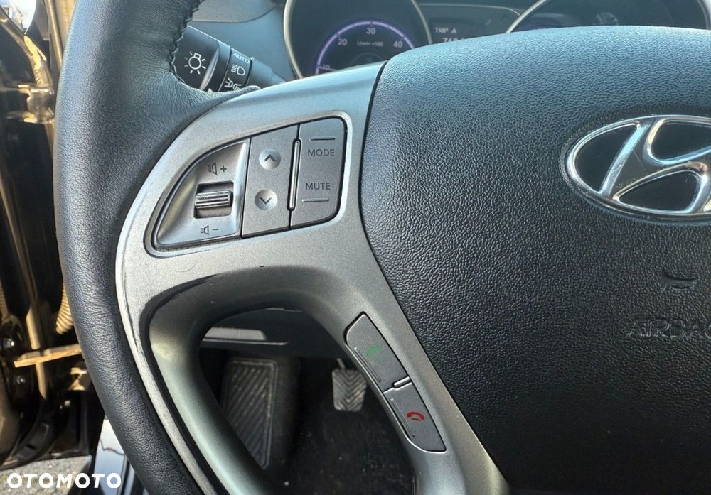 Hyundai ix35 - 16