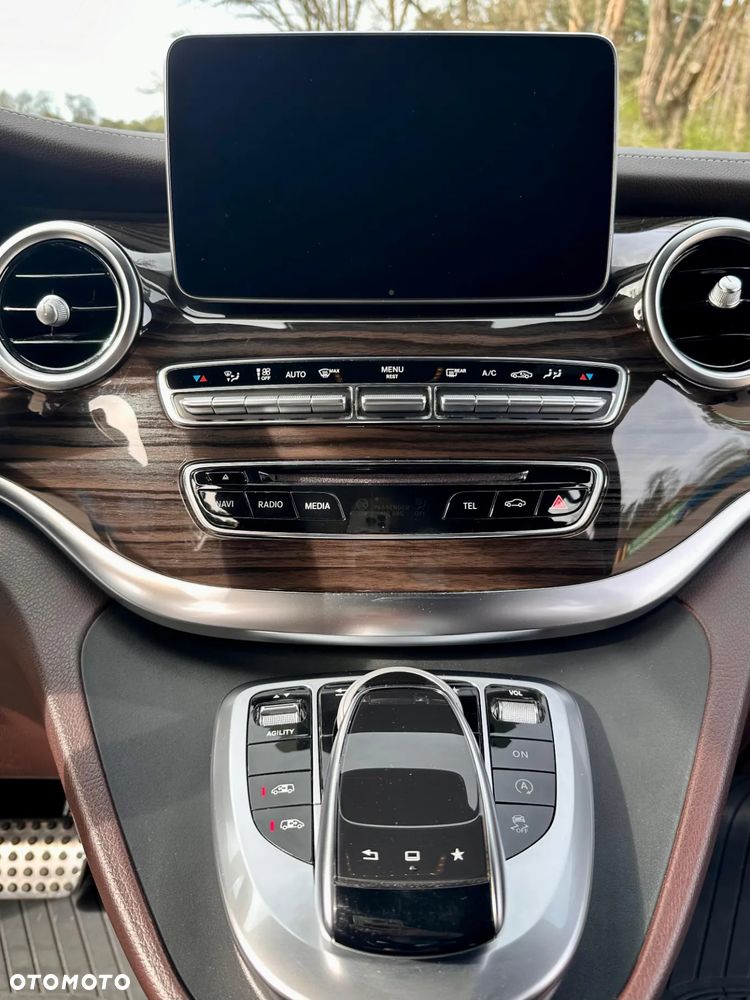 Mercedes-Benz Klasa V 250 d 4-Matic Avantgarde 7G-Tronic (d³ugi) - 24