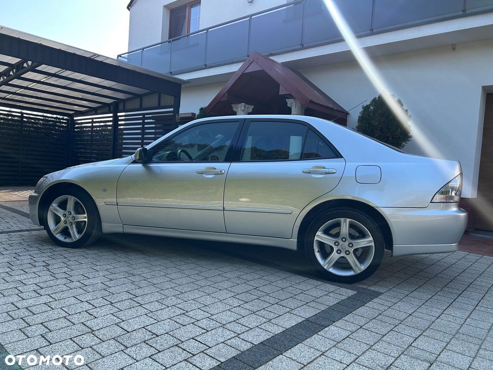 Lexus IS 200 Elegance - 13