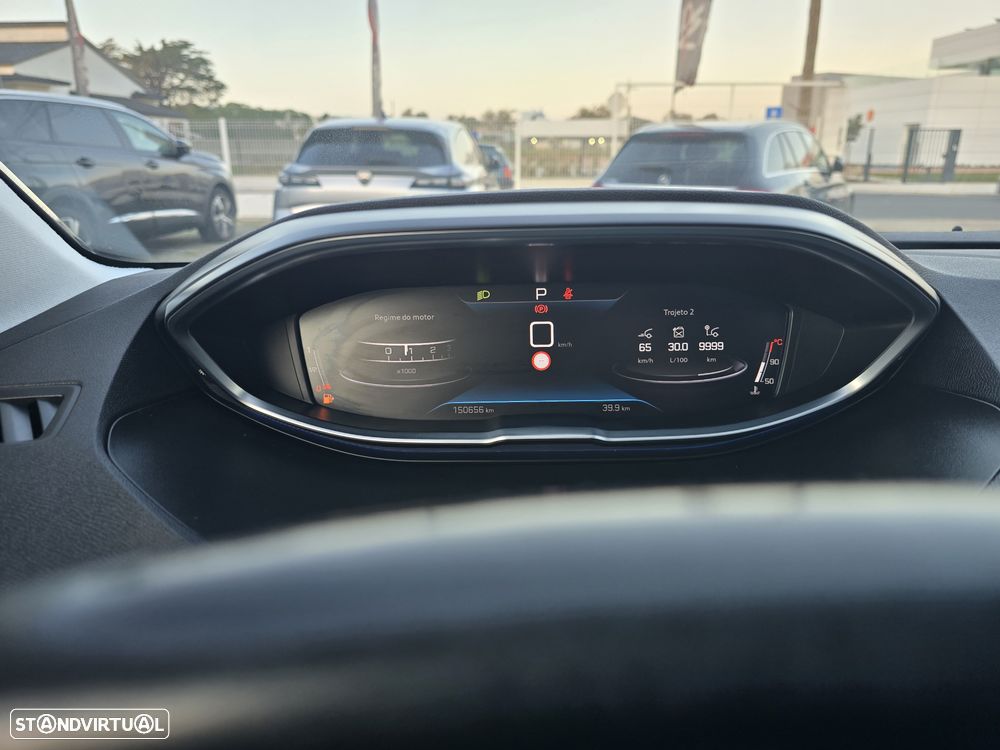 Peugeot 3008 BlueHDi 130 Stop & Start EAT8 Allure - 22