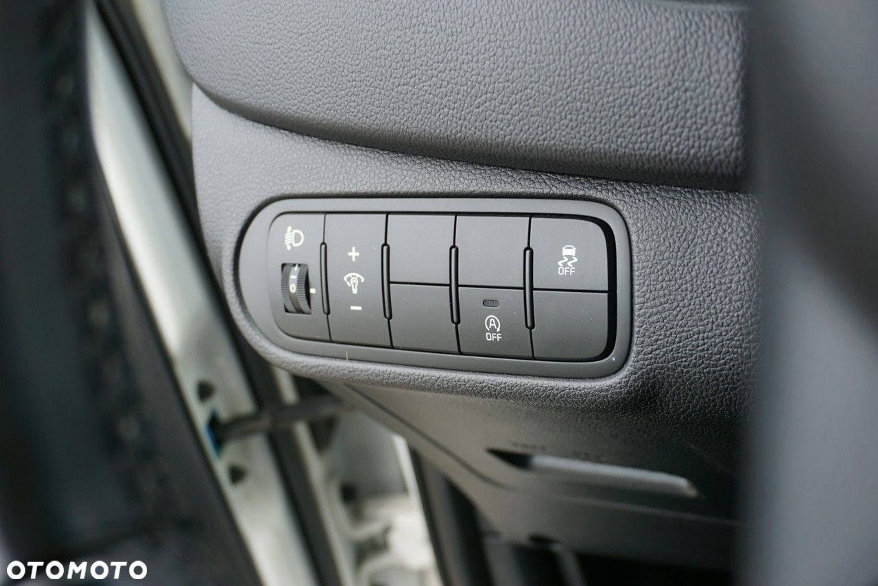 Kia Carens 1.6 GDI L 7os - 18