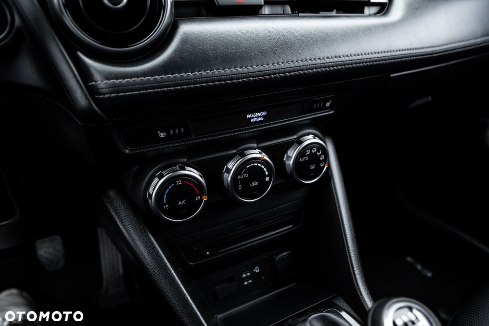 Mazda CX-3 SKYACTIV-G 120 FWD Sports-Line - 32