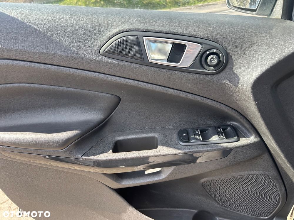 Ford EcoSport - 35