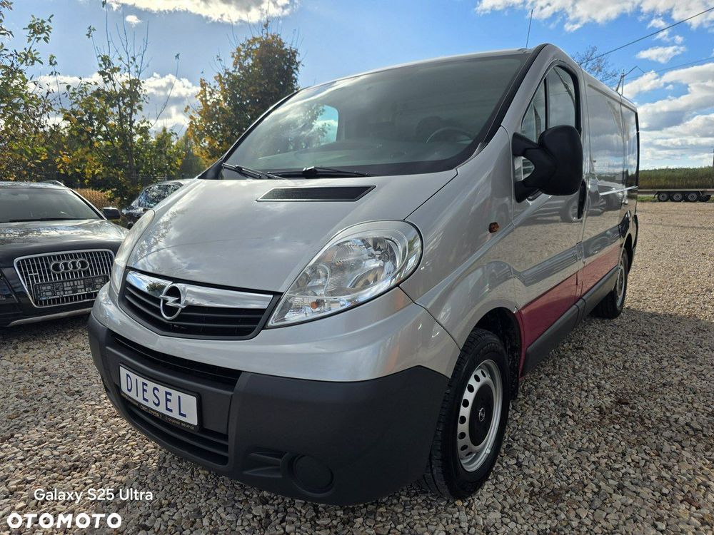 Opel Vivaro - 22