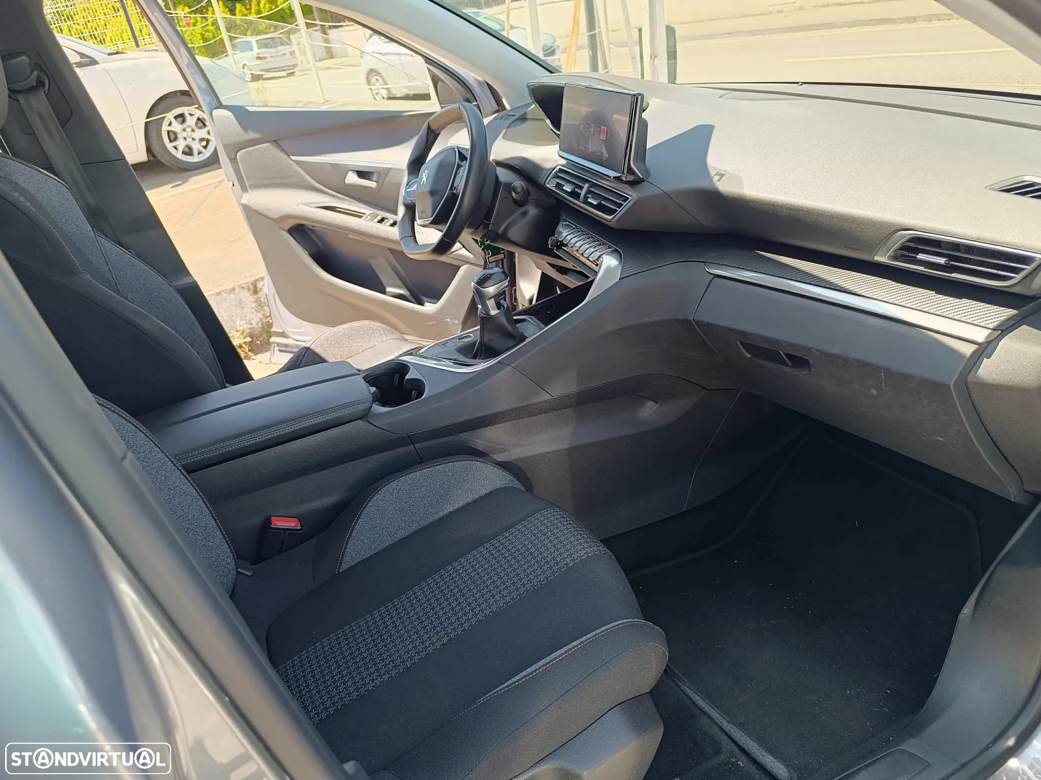 Peugeot 3008 1.5 BlueHDi Active Pack - 11
