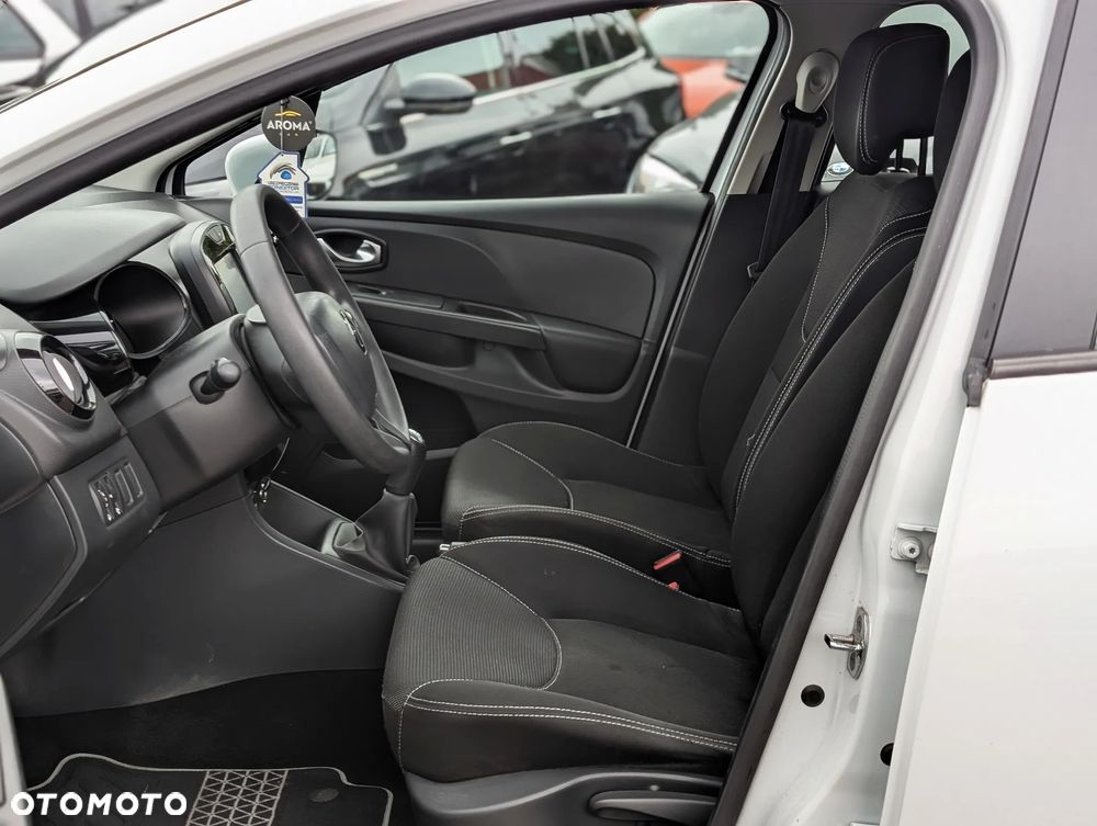 Renault Clio 1.2 16V Business - 8