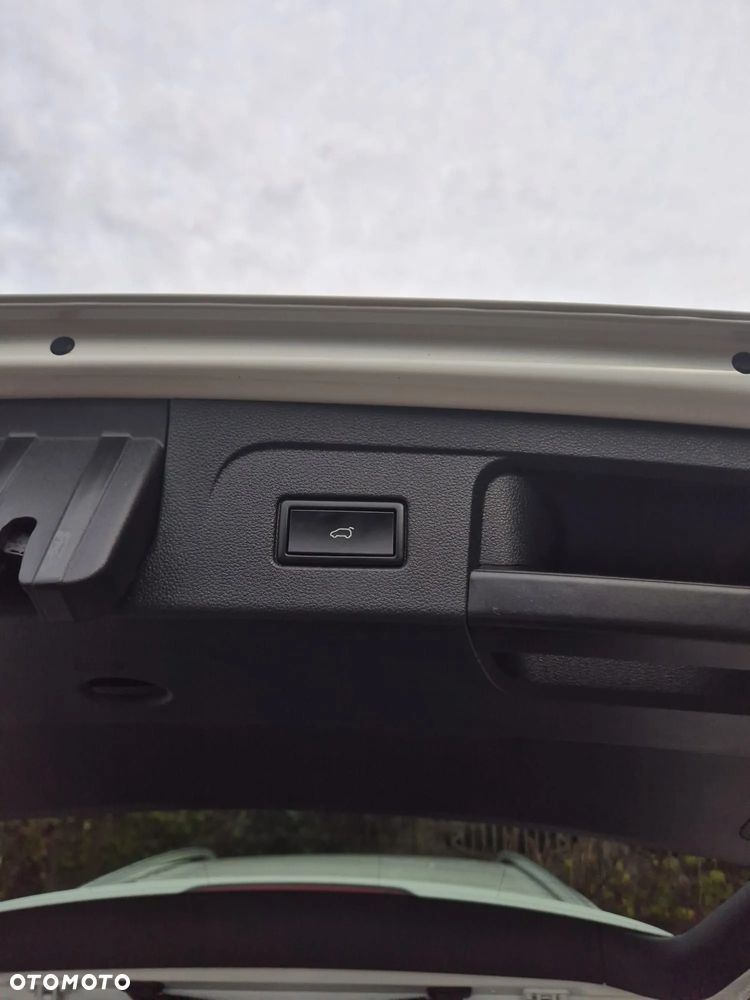 Volkswagen Touran 1.5 TSI ACT OPF DSG Comfortline - 18