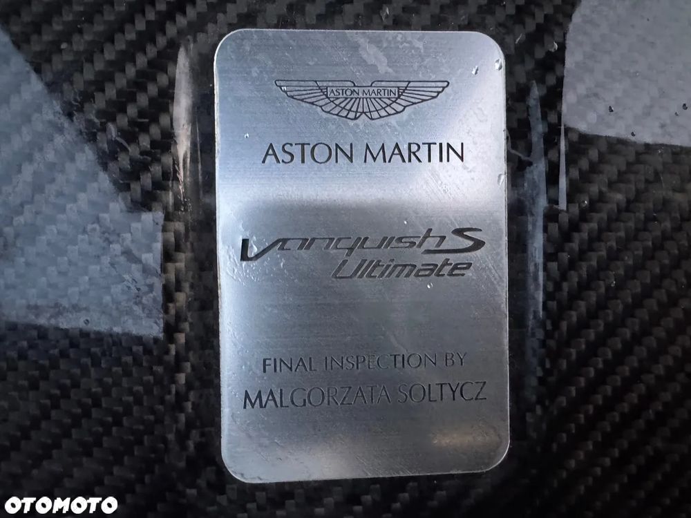 Aston Martin Vanquish - 36