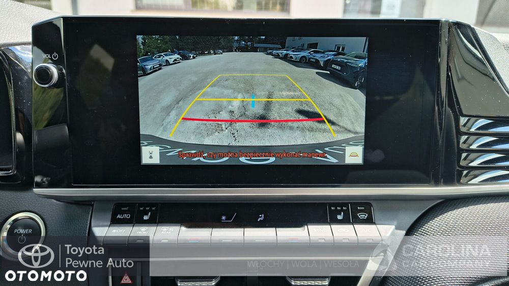 Toyota Camry - 7