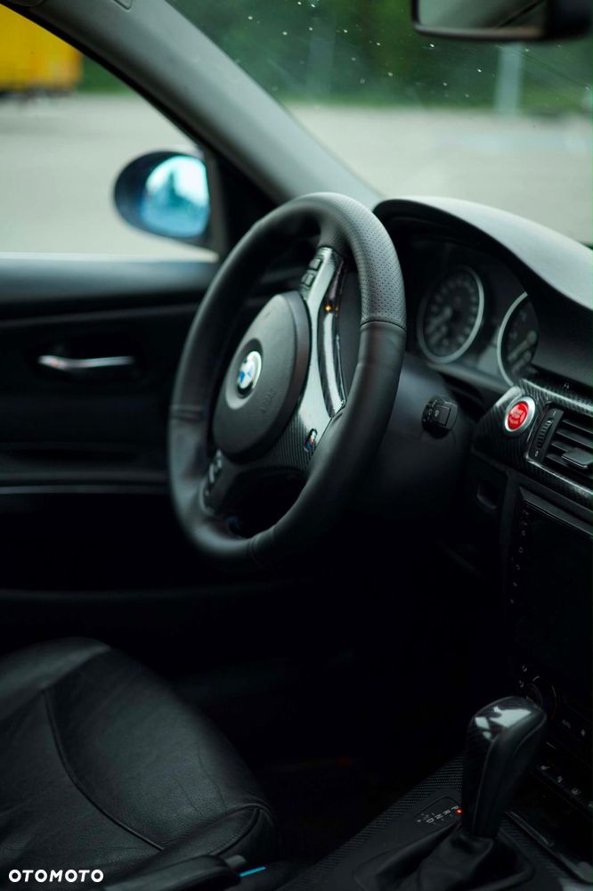 BMW Seria 3 325xi - 22