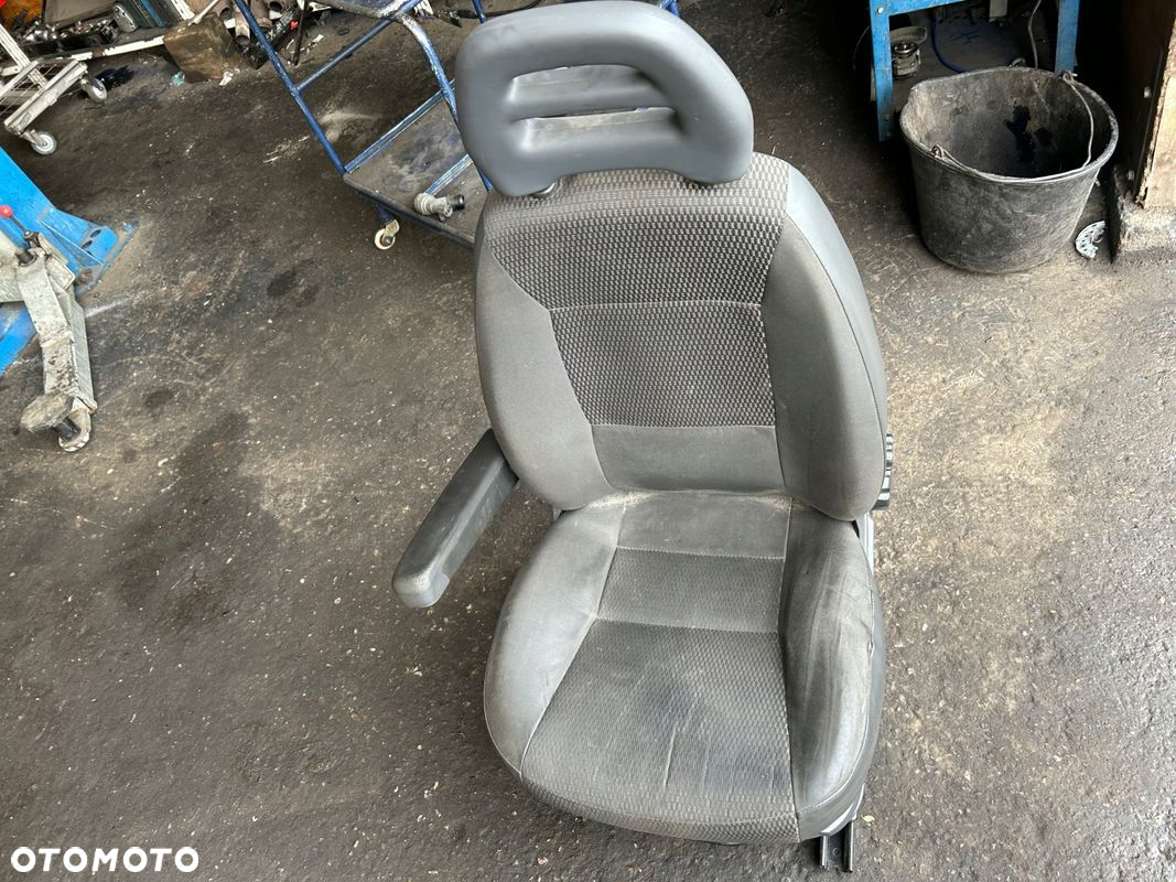 JUMPER DUCATO III 06- FOTEL KIEROWCY - 2