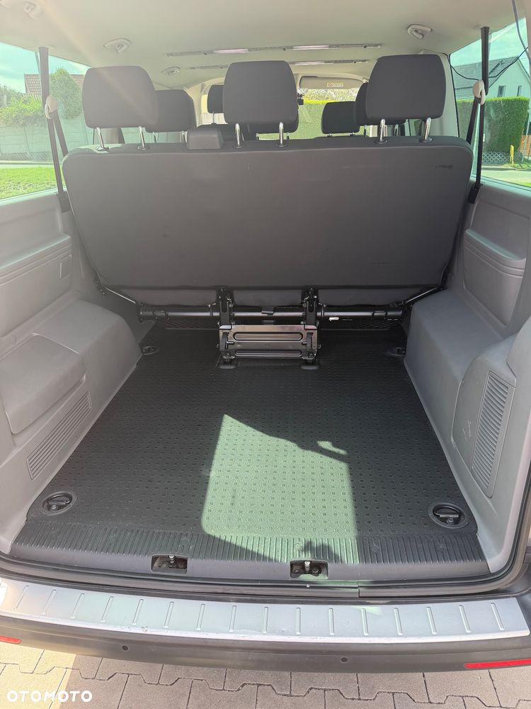 Volkswagen Caravelle 2.0 TDI L2 Highline - 11