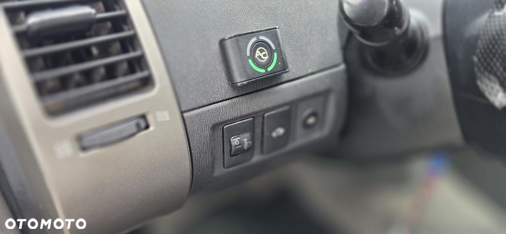 Toyota Prius 1.5 VVT-i Sol - 14