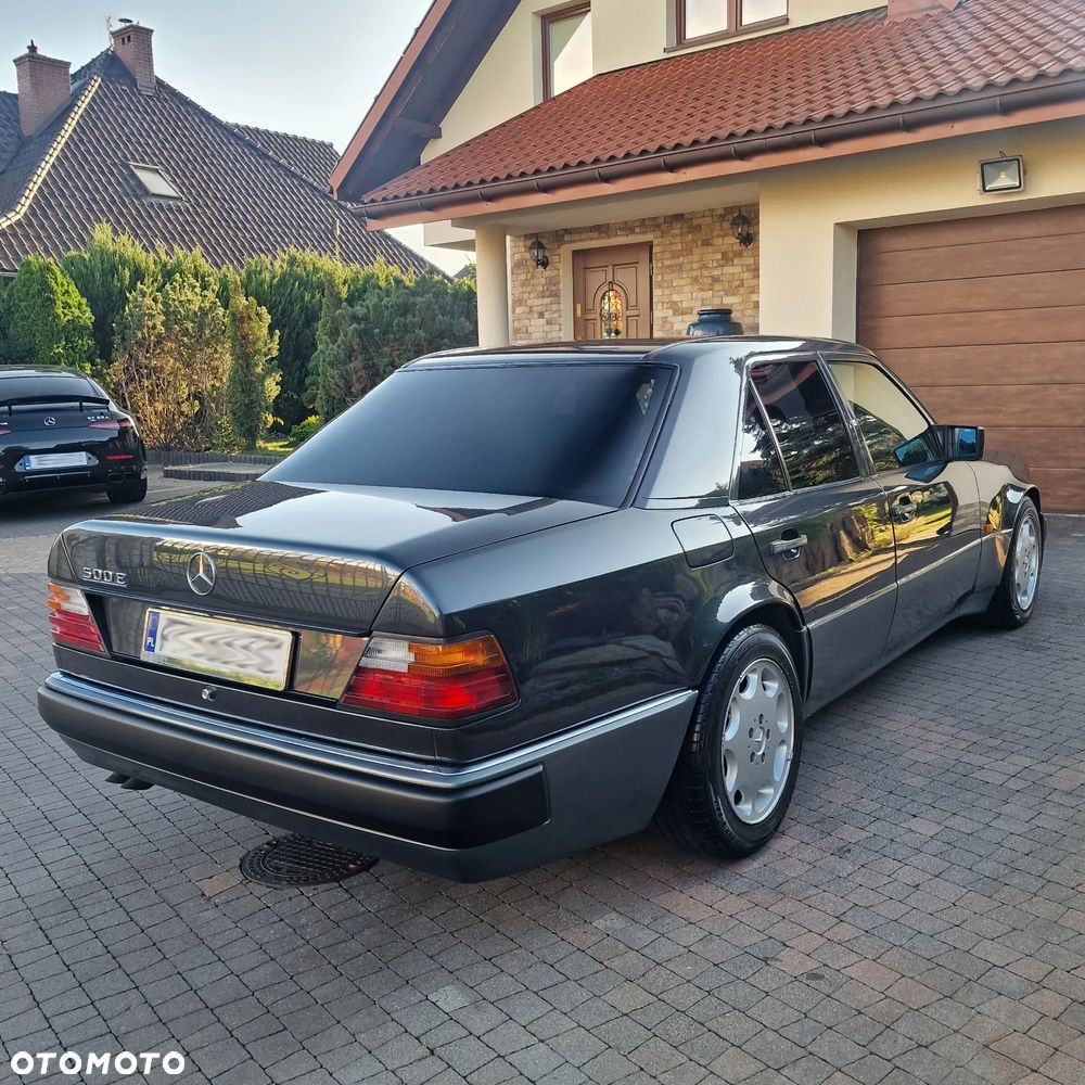 Mercedes-Benz W124 (1984-1993) - 3