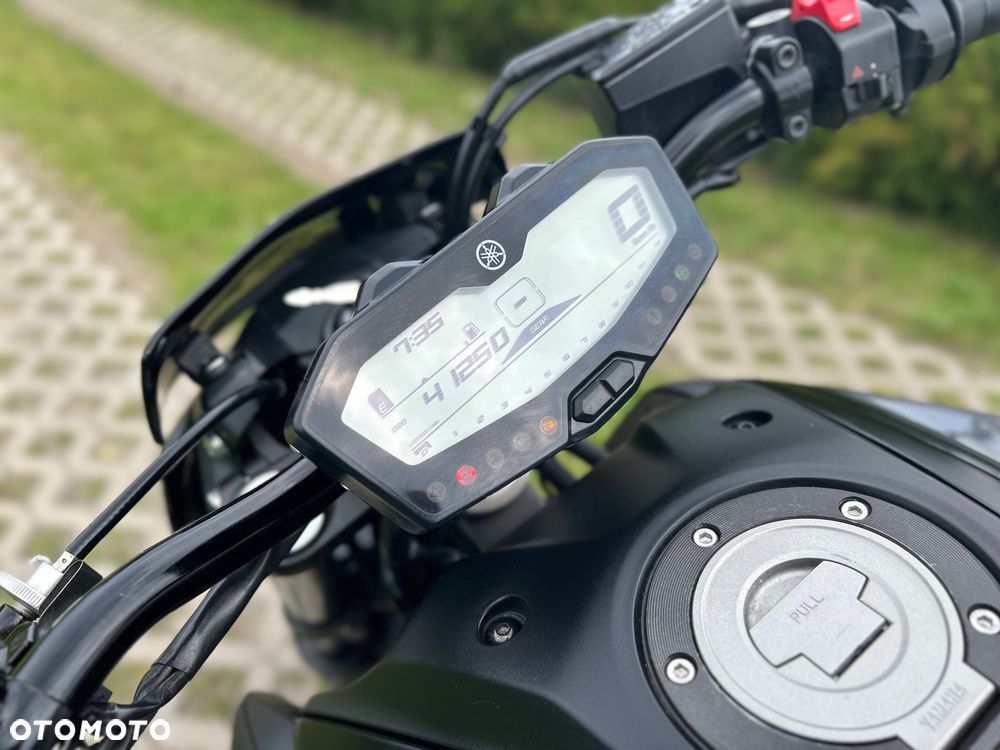 Yamaha MT - 5