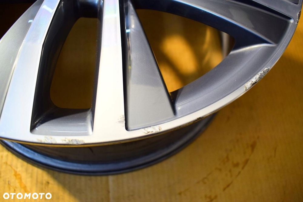 VW 18 Sharan 7N0 Nowy Model Oryginał - 3