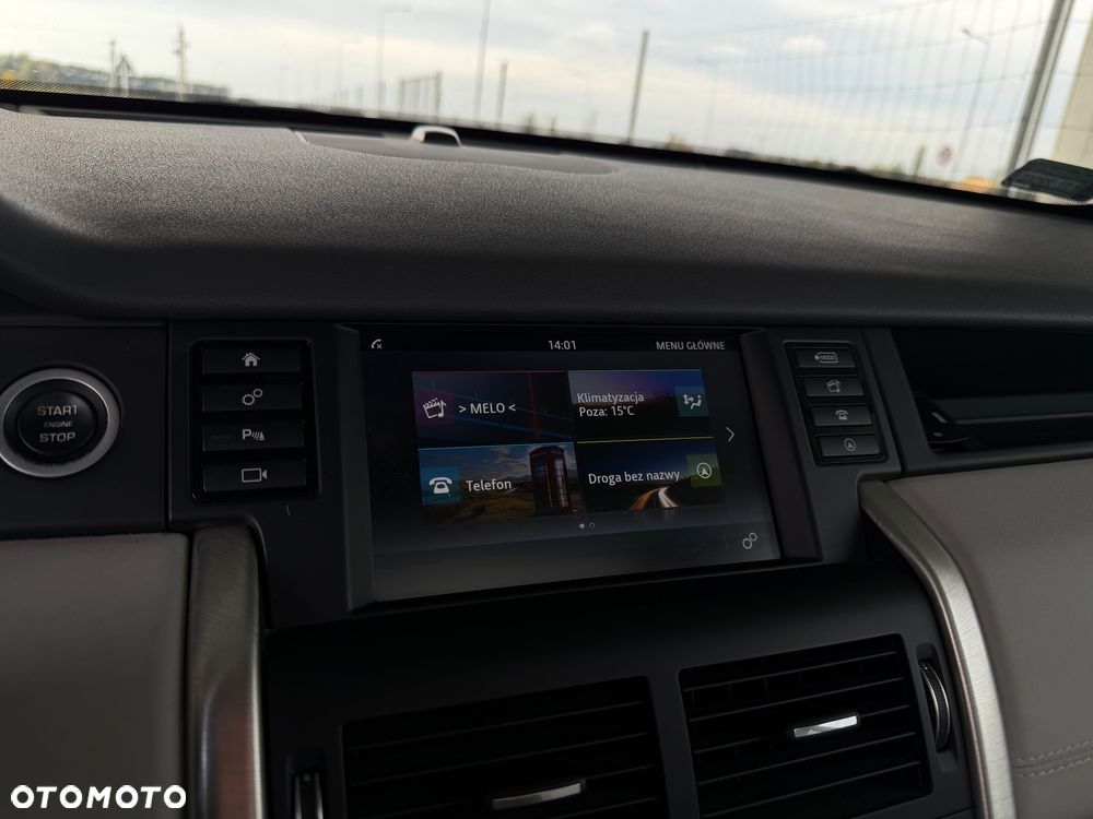 Land Rover Discovery Sport - 11