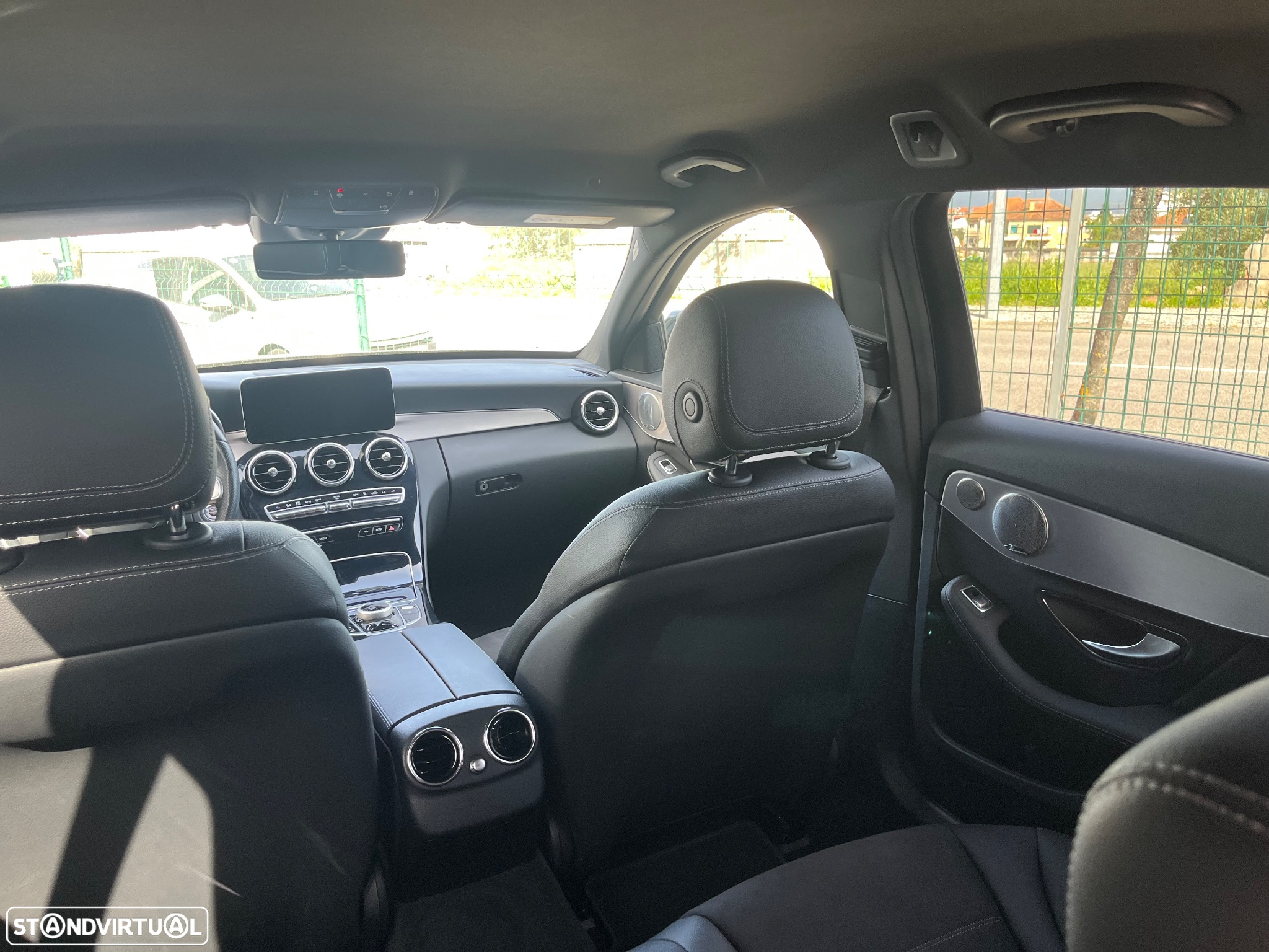 Mercedes-Benz C 300 de AMG Line - 19