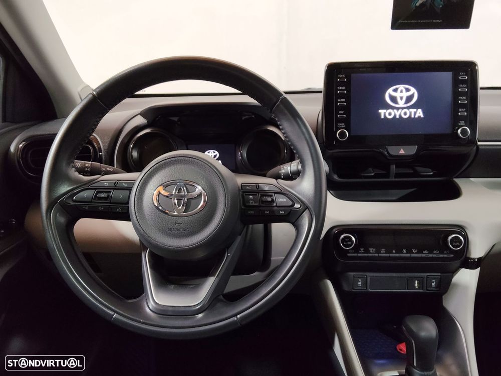 Toyota Yaris 1.5 HDF Luxury - 10
