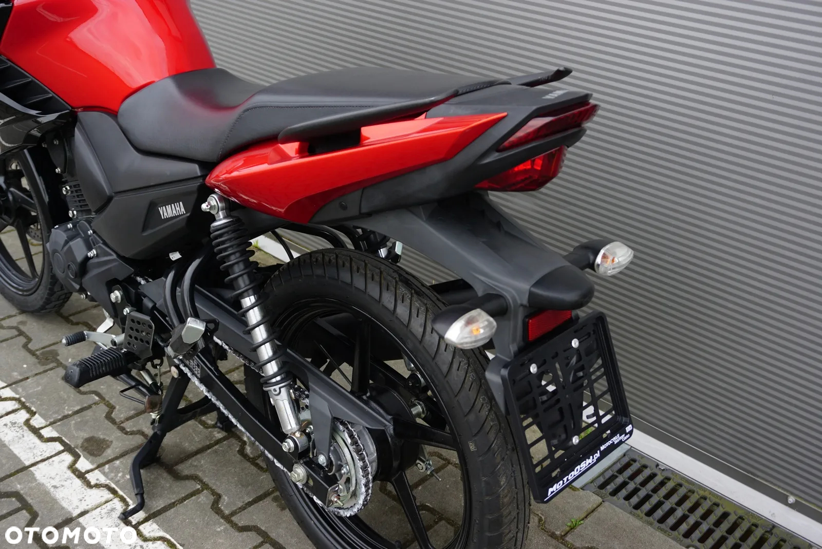 Yamaha YS - 11