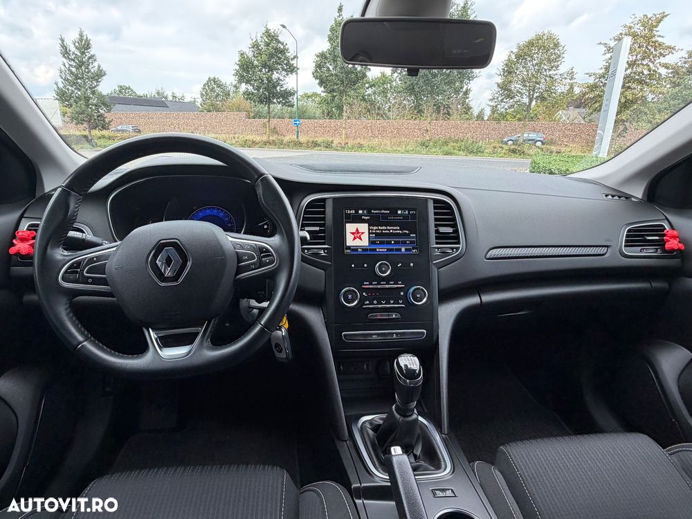 Renault Megane BLUE dCi Zen - 15