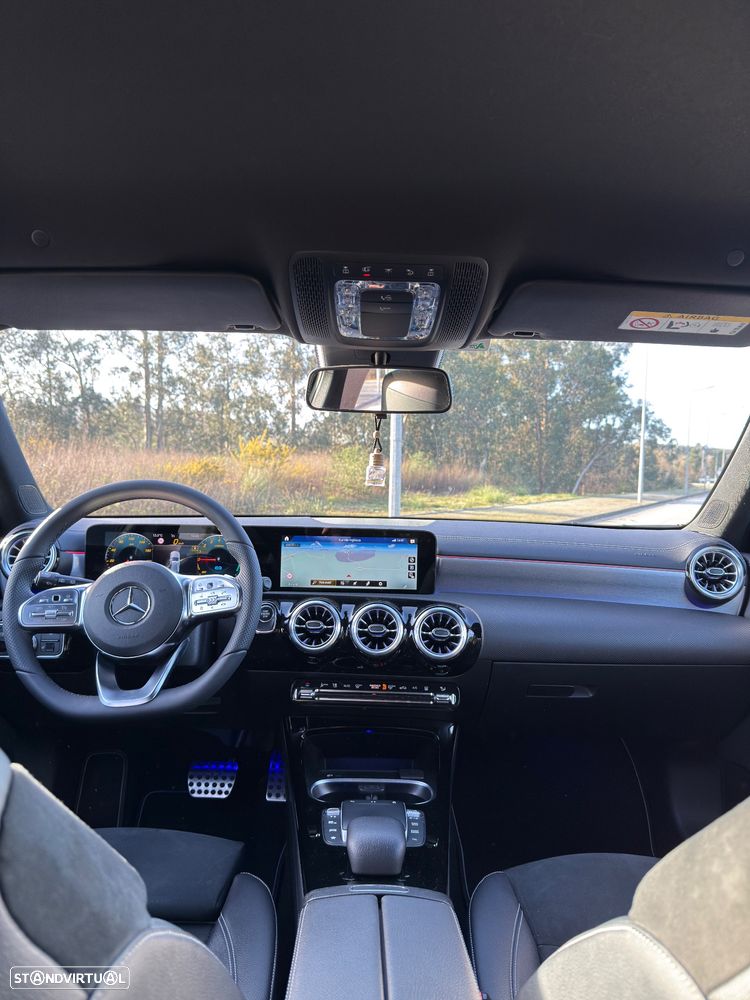 Mercedes-Benz A 250 e 8G-DCT AMG Line - 6