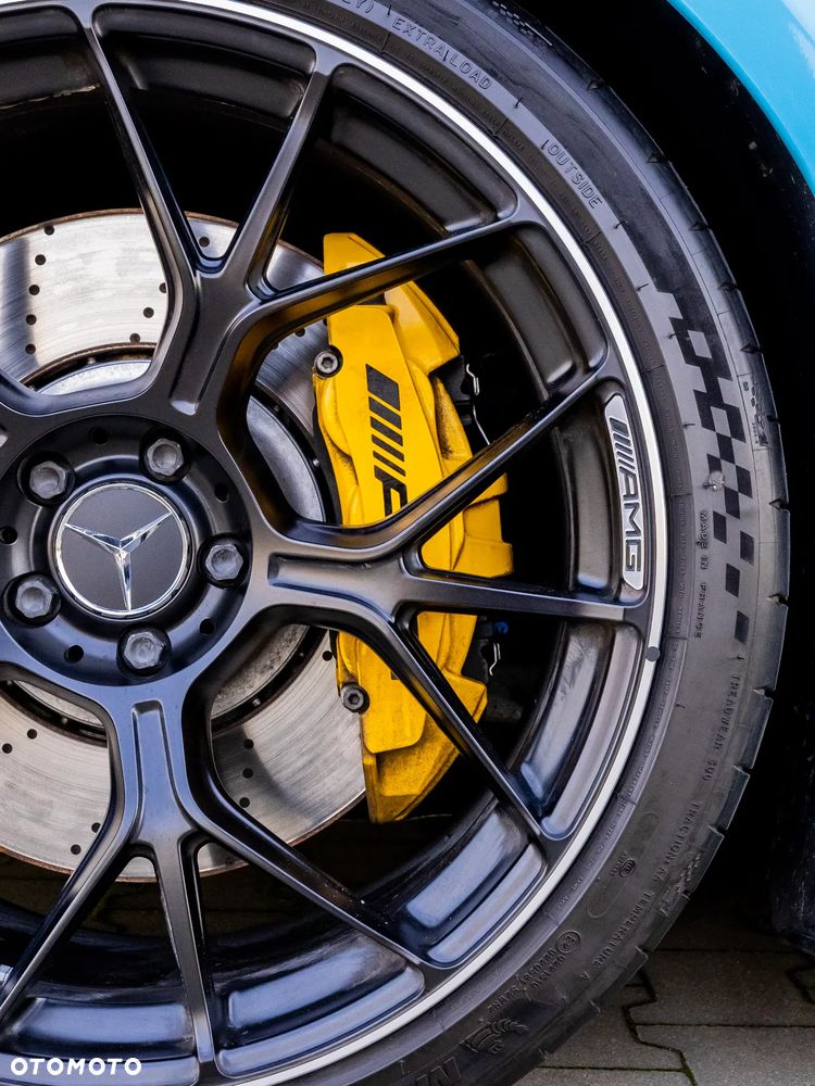 Mercedes-Benz AMG GT 63 4Matic+ - 18