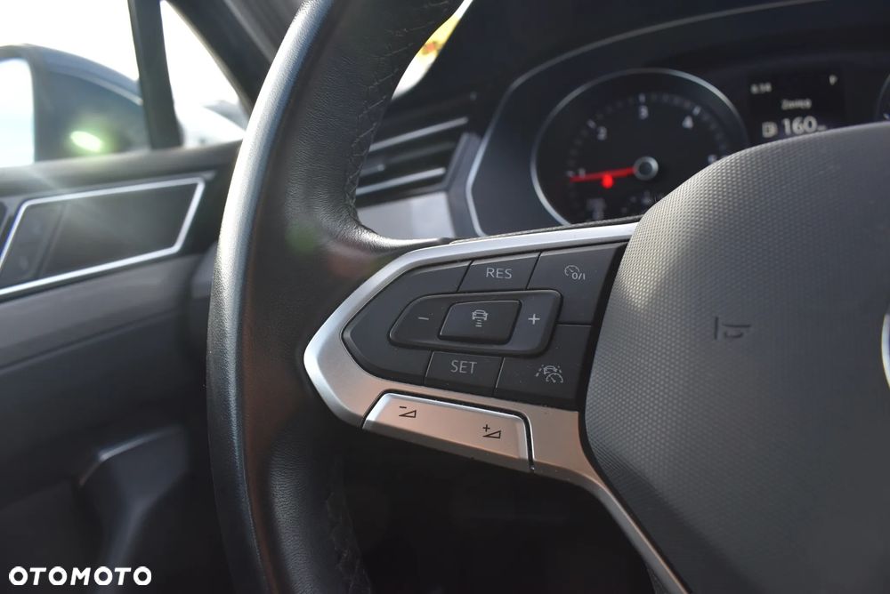 Volkswagen Passat 2.0 TDI EVO Business DSG - 25