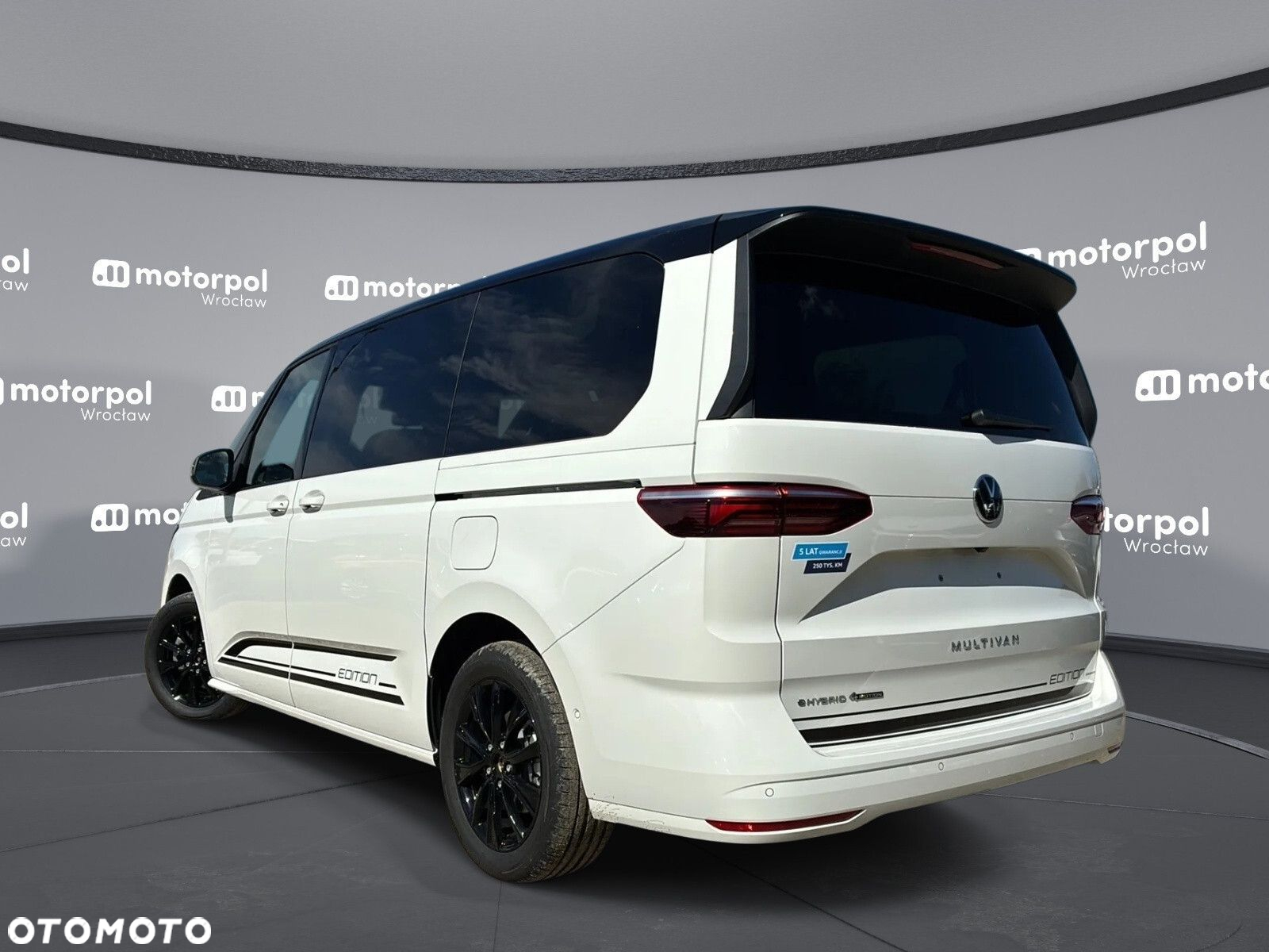 Volkswagen Multivan - 6