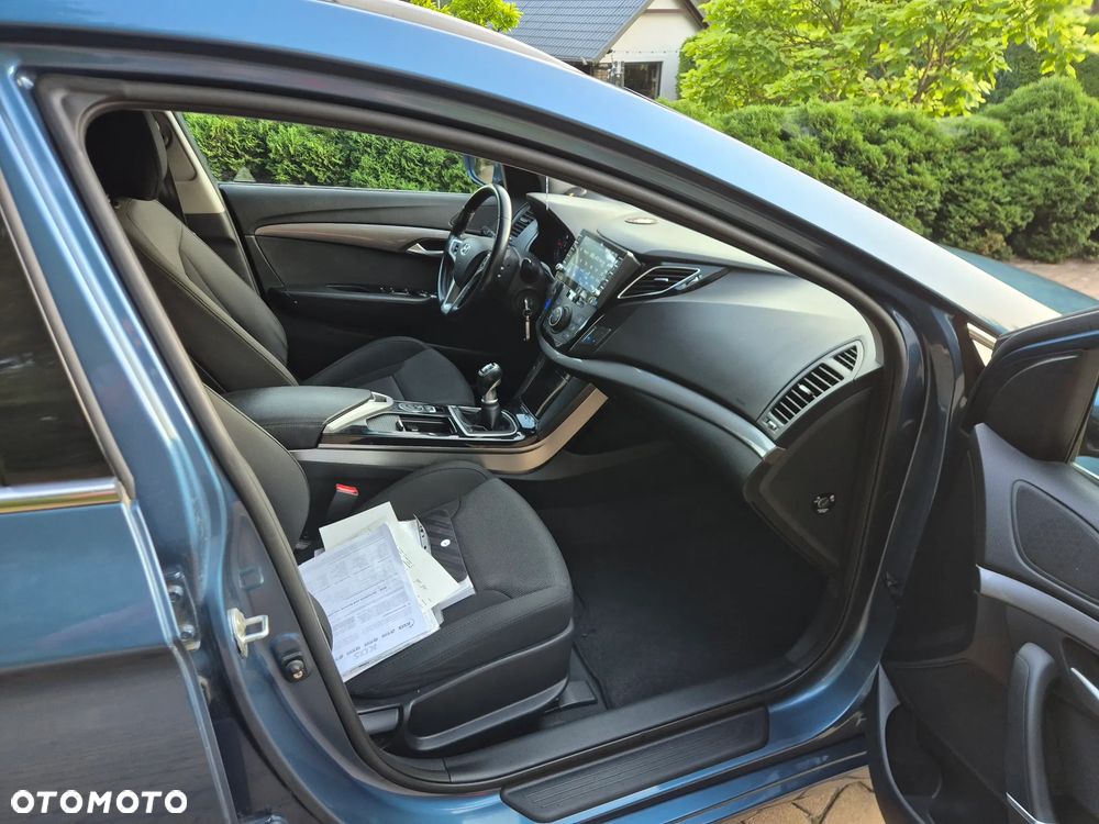Hyundai i40 1.7 CRDi Comfort + - 6