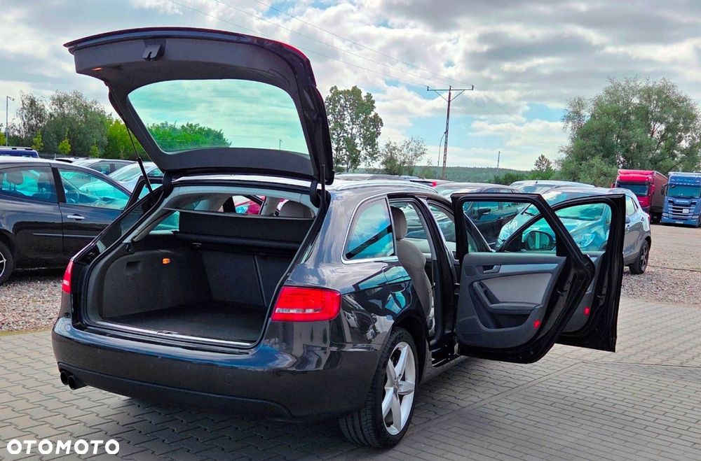 Audi A4 Avant - 33