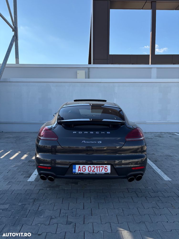 Porsche Panamera 3.0 PDK 4S - 2